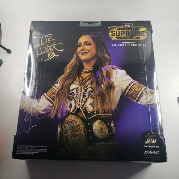 AEW Unrivaled Collection Britt Baker Action Figure - Picture 2 of 3